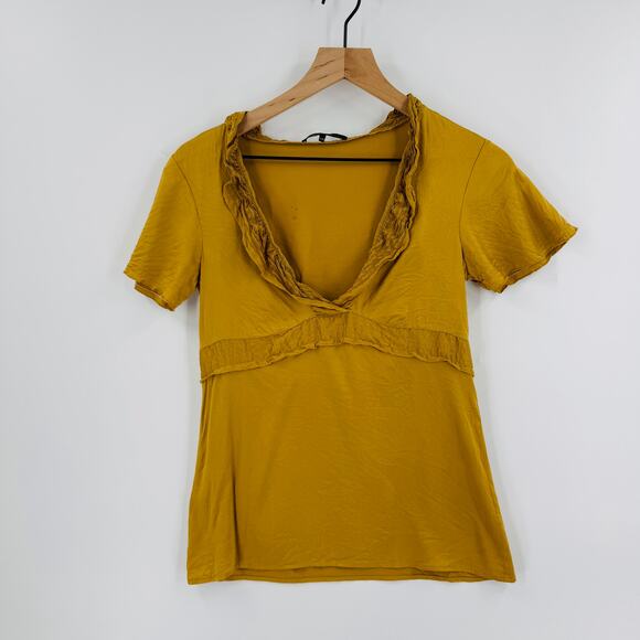 Y2K BCBGMaxAzria Silk Stretch Fitted Tee Mustard Yellow Jersey Top Size XXS - Picture 8 of 8